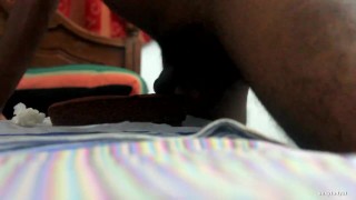 male masturbate with a cake වන්ඩු කෑල්ලනේ ගන්න සැප