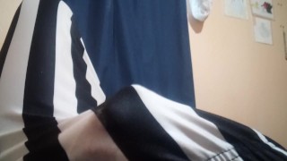 Cumming in my pants