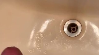 Moaning teen cums in bathroom