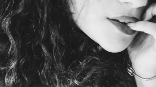 CAPTANDO A MI HERMANO DE PASO [ASMR] [JOI] [SÓLO AUDIO]