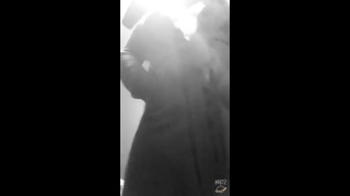 Juego con mi dildo cada noche antes de ir a 