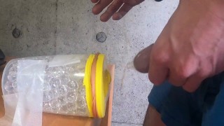 手作りオナホールでオナニー