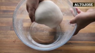 what the fuck delicious baguette。好吃美味的法棍。