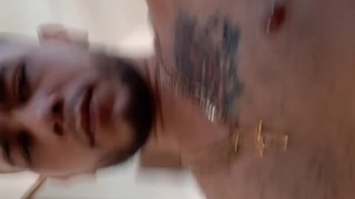 Loook my big balls do u wanna eat ?