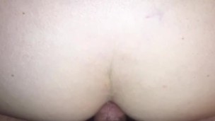 Cougar wife loves getting her butthole stretched and filled