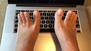 Sexy FEET typing AMSR