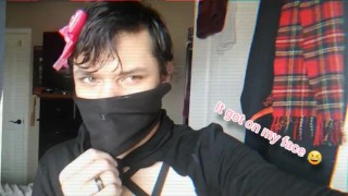 Femboy highlight Ash Steele doing the thing