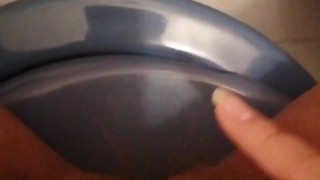 me CORRO en el BAÑO otra vez