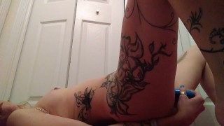 Tattooed milf masturbate