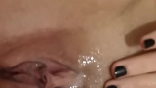 Me másturbo (video entero en Onlyfans) 