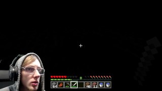 MINECRAFT - SINGLEPLAYER SURVIVAL (PART 2) | MOB BARRAGE!