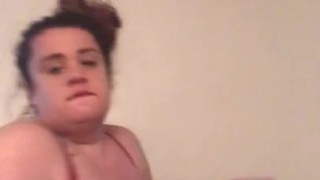 Fucking my fat pussy 