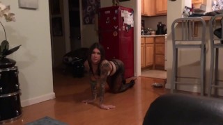 felicity feline submissive blow job