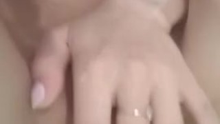 Masturbate in the bath