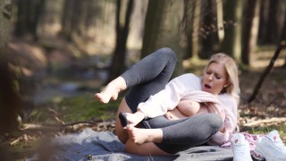 Amateur Public Outdoor Fucking near the road. Kate Truu and Axel Truu