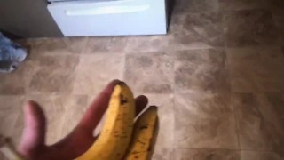 Latina babe fucks her hairy pussy