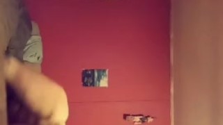 Teen after shower twerk with no panties