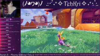 Gamer Girl Squirts and Hits the Camera LIVE on Plexstorm Stream