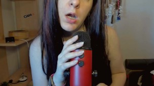 Listen to sounds dripping wet on your cock in Asmr with Blue Yeti