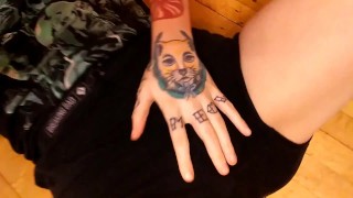 RUBBING MY WET PUSSY AND FARTING IN YOUR FACE