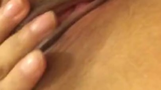 Jovencita caliente y jugosa
