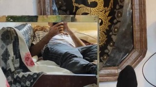 The weather is not rattling on the street, I am walking alone with myself.