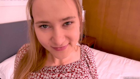 Russian beauty in casting happy with big cock