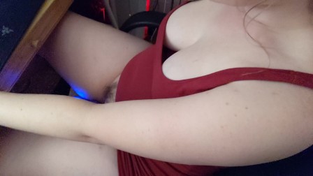 Hot teen GAMER GIRL plays game and fucks pussy with vibrator