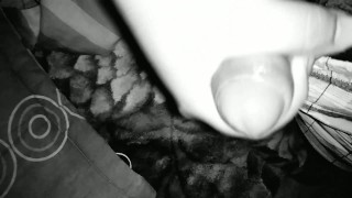 Hermoso pene de Virgen masturbandose quiere sexo oral | Vírgenes