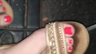 Pedal pumping in sandals hot feet