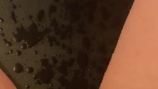 My new glove makes me squirt 