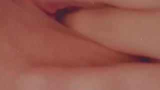 Mmmm......all these wet sounds my pussy makes!!!