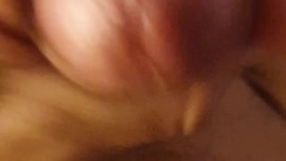 Mein Schwanz aus der Nähe gesehen, spritzt lecker