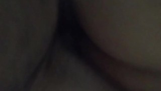 la ayudo con el internet y me presta la colita