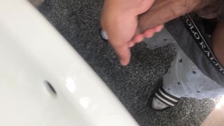 Was to horny had to bust a nut in the restroom