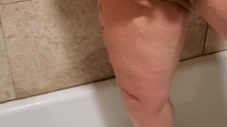 SEXY MILF CAUGHT IN THE SHOWER SQUIRTING