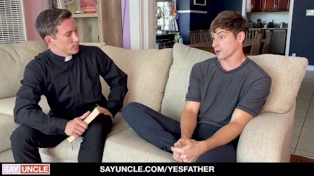 Taylor Reign Blows Father Parker