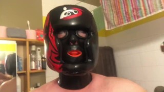 Discovering my new studio gum mask with sports gear