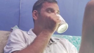 Suddenly I wanted to drink coffee.