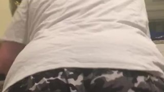 Slut shaking and spreading ass 