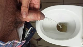 I masturbate gently, piss and roll the head of the penis.