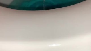 Quick toilet pee
