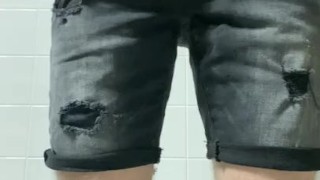Jonah Slakes - View from the toilet with a thick stream of piss