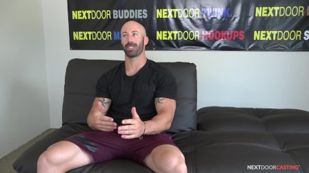 Straight Muscle Hunk Max King Impresses Interviewer At Audition - NextDoorCasting