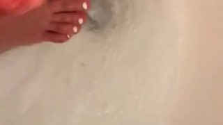 Getting my sexy feet ready for daddy