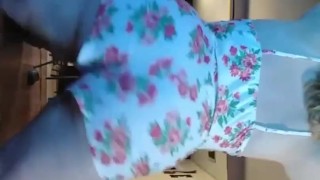 White girl trys to twerk pt.2