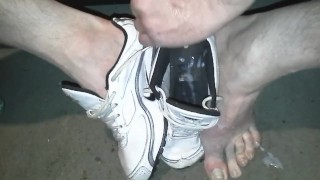 Grls Sky Shox get cummed