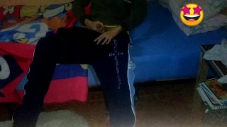 Masturbación masculina termina bien 