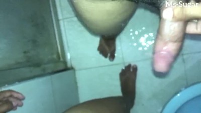 Pinay 18 YearsOld Kinantot Ni Pare Sa Cr, Habang Wala Si Kumpare ...