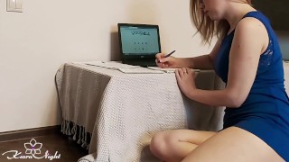  Accountant Gets Horny During Work and brings Herself to Orgasm